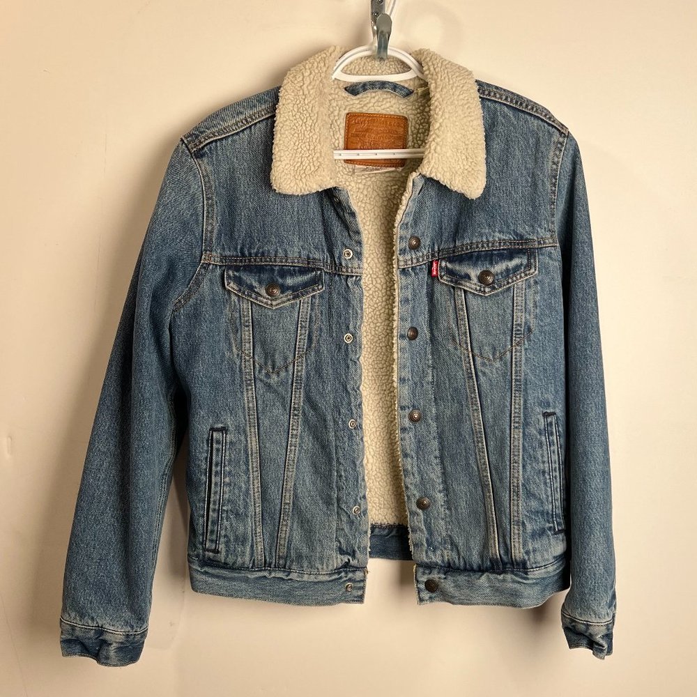Levi's sherpa jacket